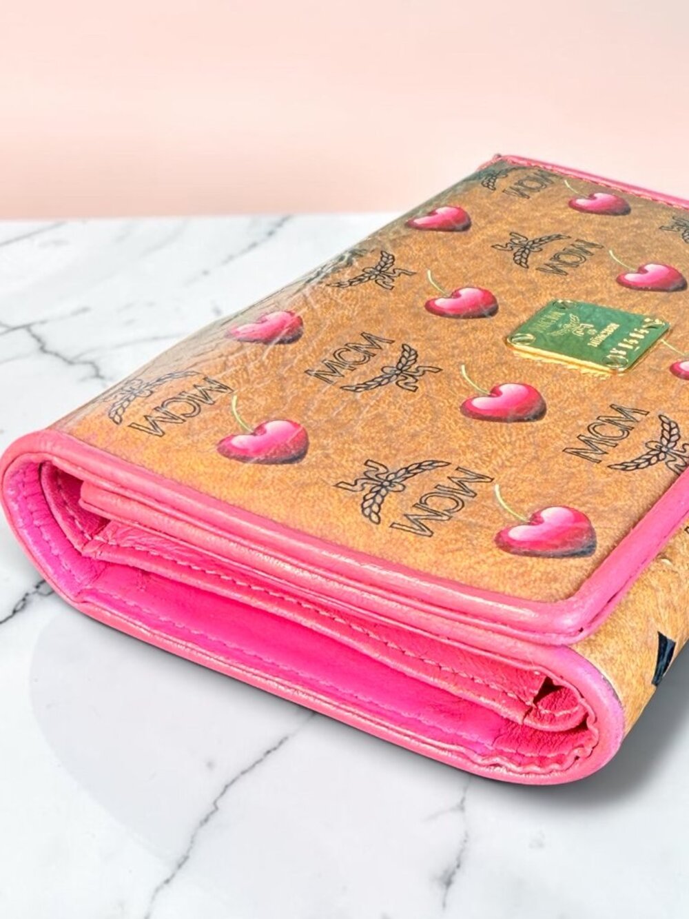 MCM Rare Sweet Visetos Cherry Heart Trifold Wallet Limited Edition 2012 with COA - Picture 7 of 16